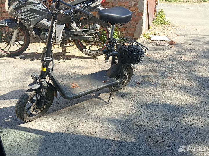 Самокат взрослый электрический