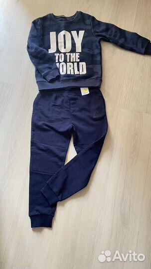 Костюм спортивный