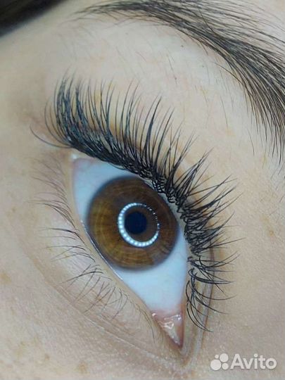 Наращивание ресниц на дому