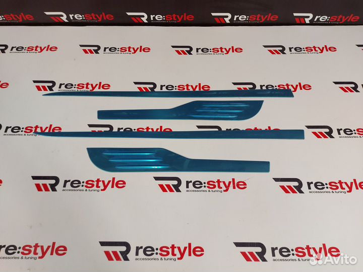 Молдинги дверей Toyota Vitz 130 Хром