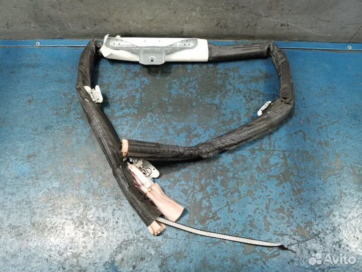 Шторка безопасности левая Peugeot 3008