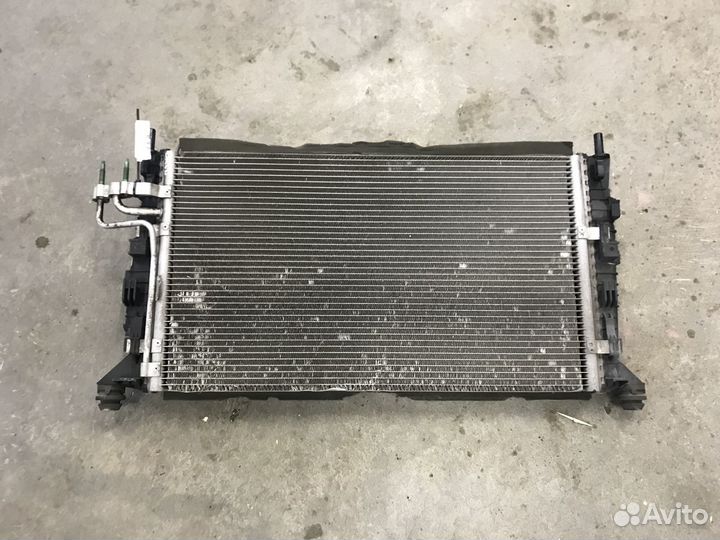 Кассета радиаторов Ford Focus 2