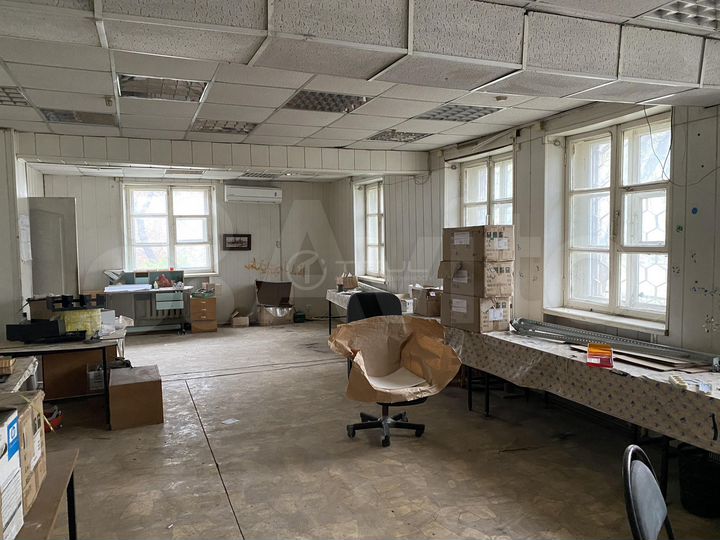 Помещение свободного назначения два этажа, 340 м²