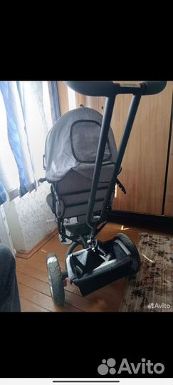 Детский трехколесный велосипед коляска