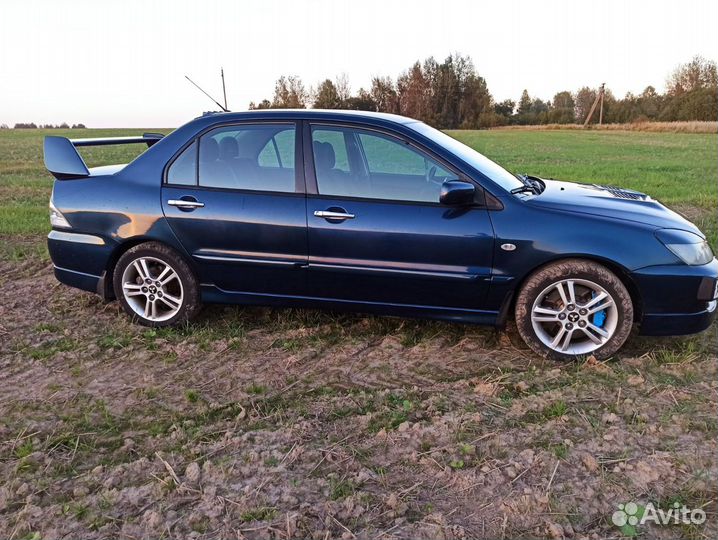 Mitsubishi Lancer 2.0 МТ, 2004, 352 480 км