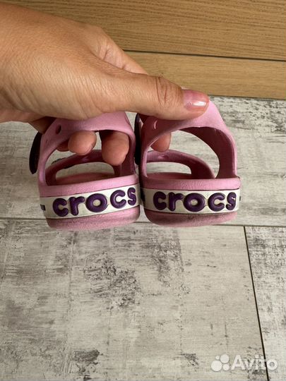 Сандалии для девочки Crocs c13