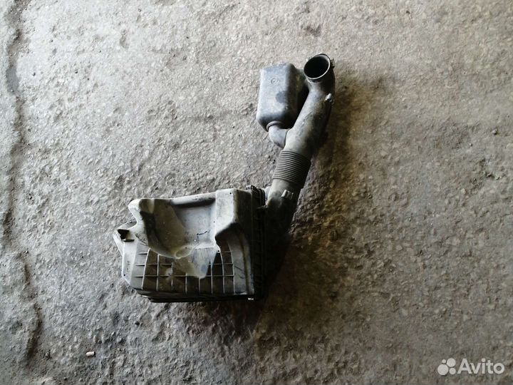 Корпус воздушного фильтра opel astra g Zafira А