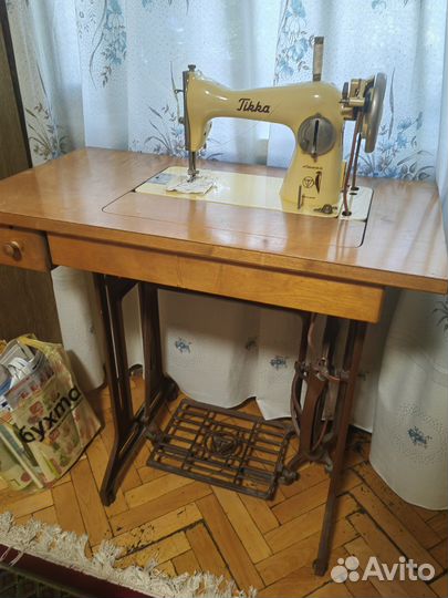 Швейная машина Tikka Tikkakoski Тика Тикакоски