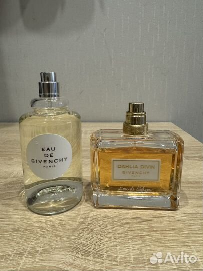 Givenchy dahlia divin/EAU DE givenchy