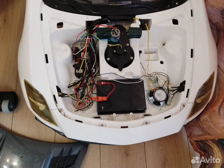 Детский электромобиль бу