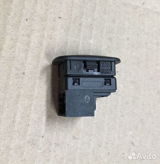 Кнопка сигнализации Тигуан 1 Поло 5 Гольф 6 Рапид