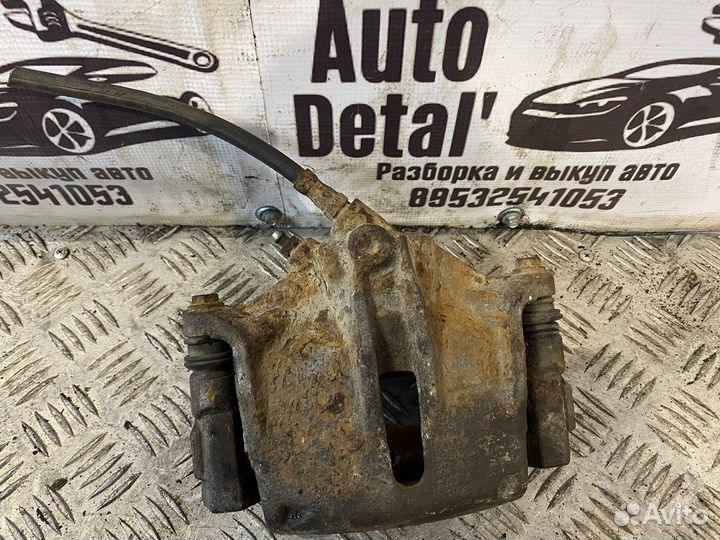 Суппорт передний правый renault scenic 2