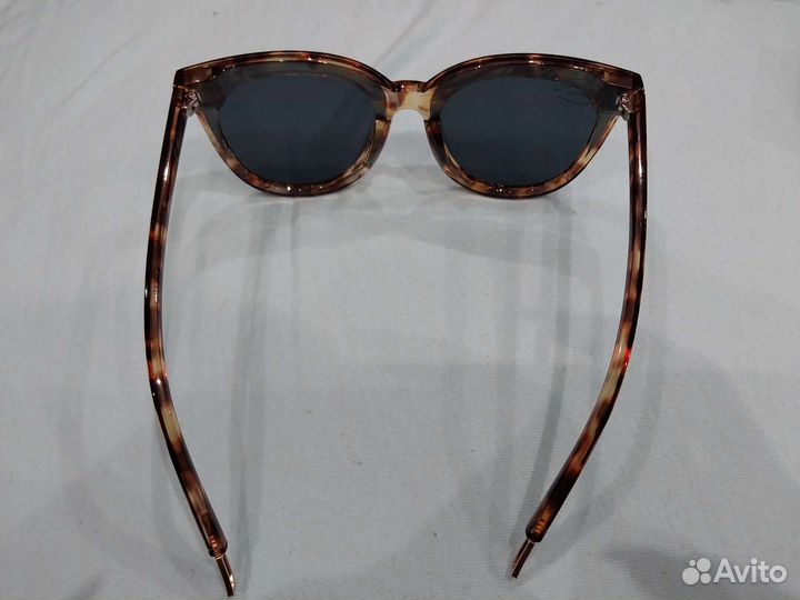 Солнцезащитные очки женские