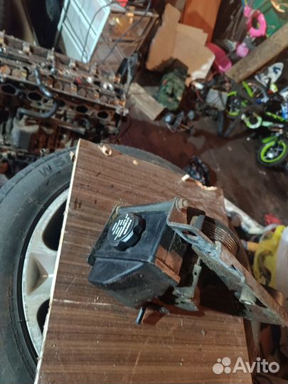 Насос гур volvo 850