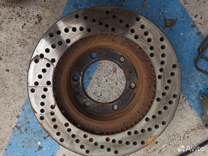 Тормозной диск передний Тойота Хайлюкс 8 1GD-FTV 2