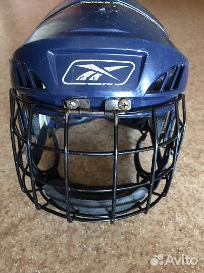 Шлем хоккейный