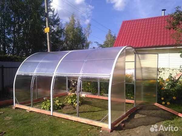 Теплицы арочные