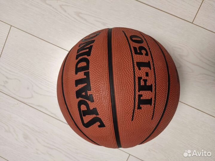 Баскетбольный мяч spalding