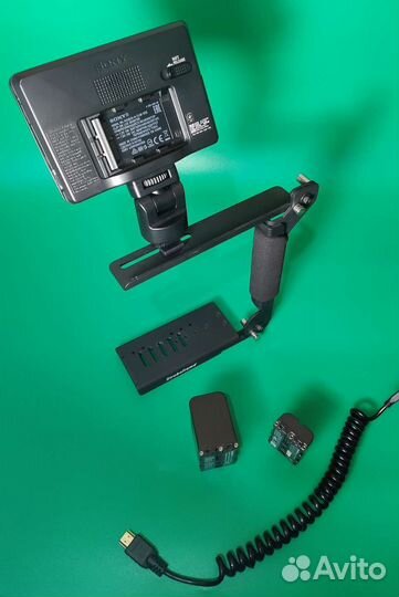 TV монитор sony CLM-V55