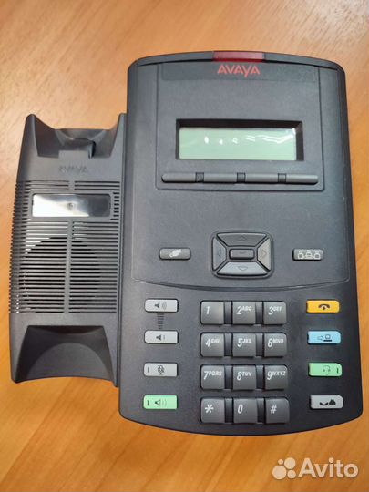 Телефон avaya 1210