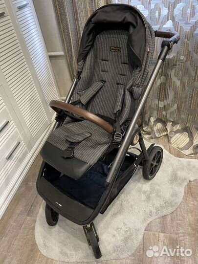 Прогулочная коляска peg perego