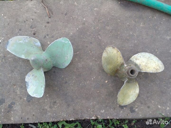 Винт от лодочного мотора