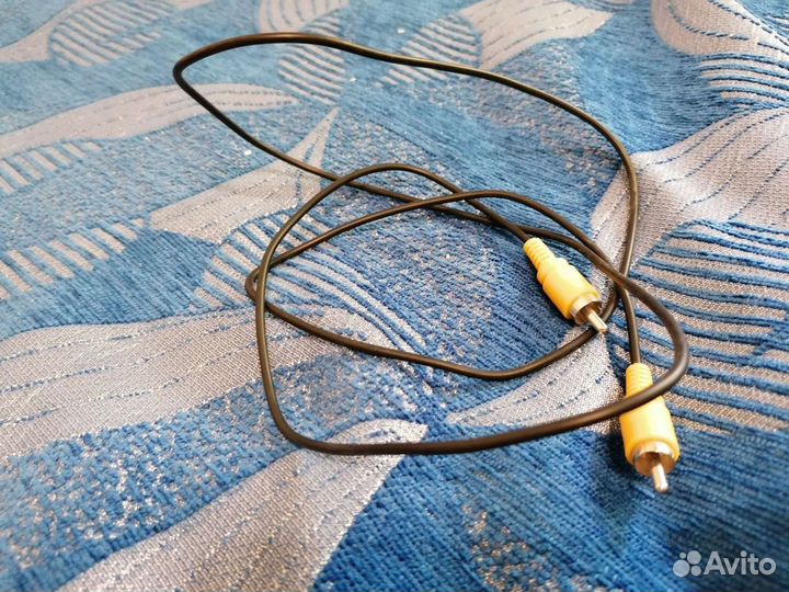 Зарядное устройство на фотоаппарат Casio и провода