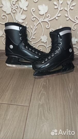 Коньки хоккейные