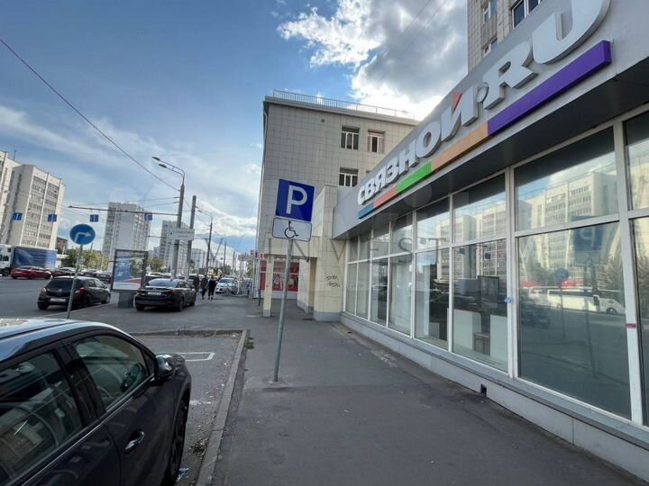 Помещение 300 кв.м. на Татарстана