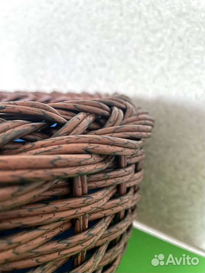 Кашпо из ротанга