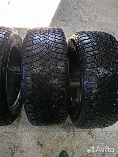 Michelin Latitude X-Ice North 2 + 255/60 R18