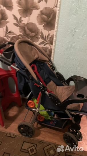 Прогулочная коляска