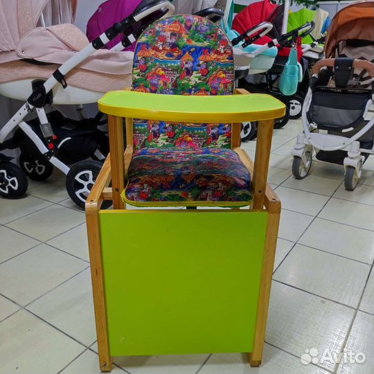 Стульчик для кормления