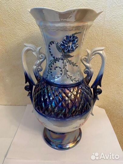 Фарфоровая ваза для цветов синяя, высота 33 см