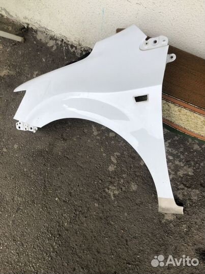 Арки левые на Гранту.крыло левое на Шевроле Авео