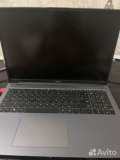 Huawei matebook d16, i5, 17'