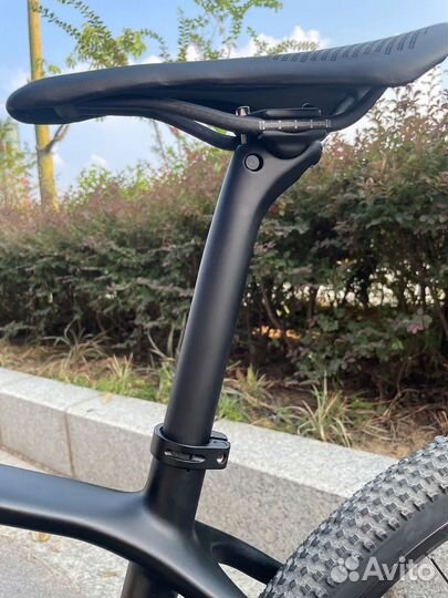 Elita ONE Карбоновый подседельный штырь 30.9ф