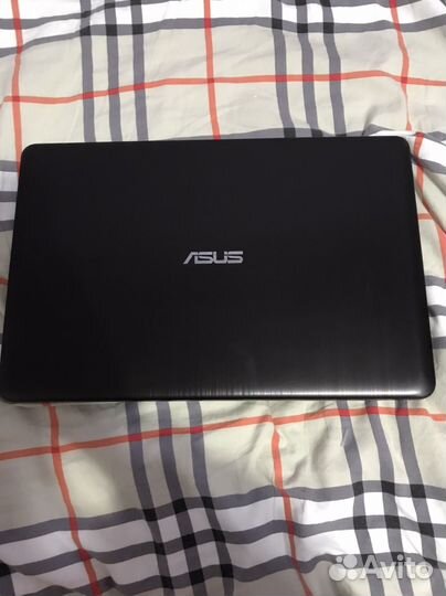 Ноутбук asus