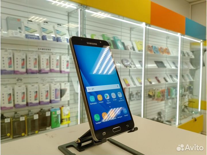 Samsung Galaxy J7 (2016)