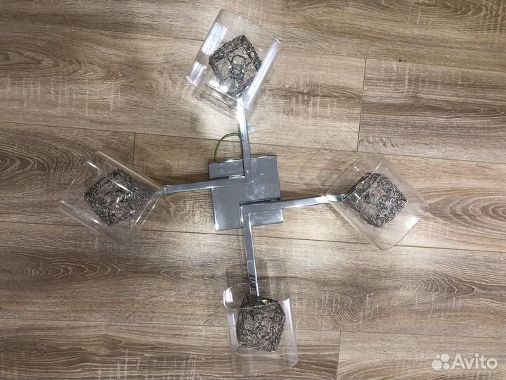 Продам люстры Италия Odeon light