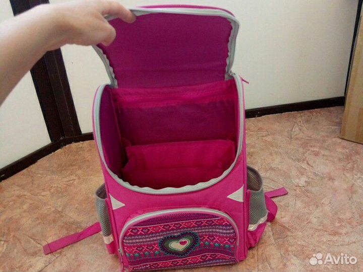 Рюкзак школьный