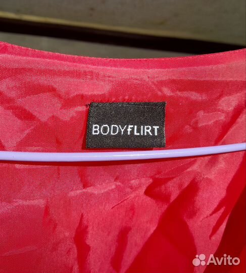 Платье женское bodyflirt 44