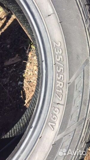 Hankook AH11 235/55 R17 99V