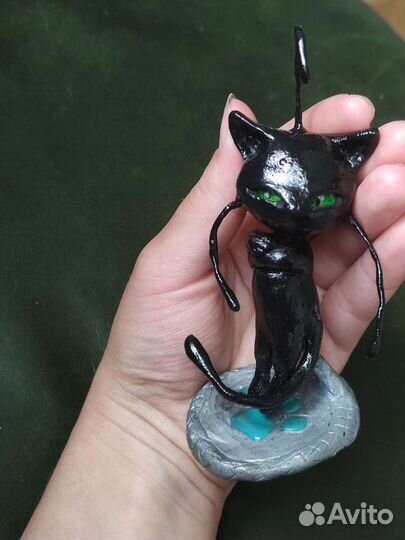 Плагг леди баг статуэтка