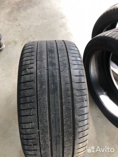 Pirelli P Zero 275/40 R21 и 315/35 R21