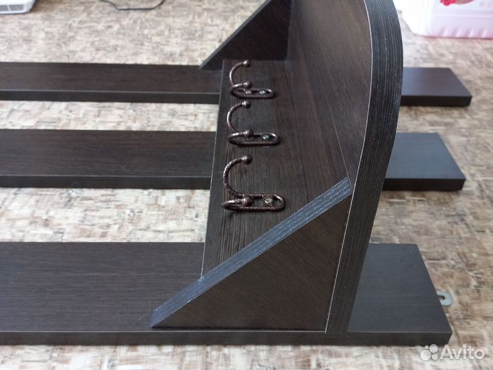 Вешалка настенная в прихожую бу