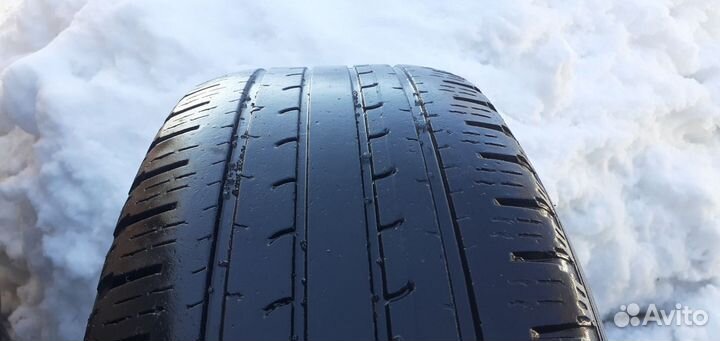 Goodyear EfficientGrip SUV 4x4 225/70 R16