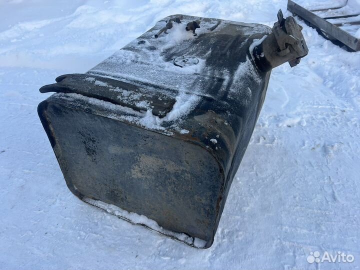 Топливный бак Камаз 4310