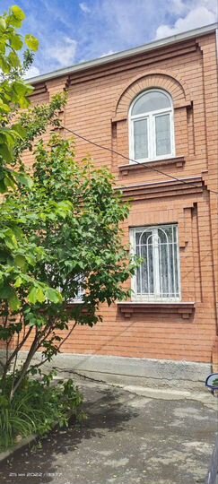Дом 180 м² на участке 2,5 сот.