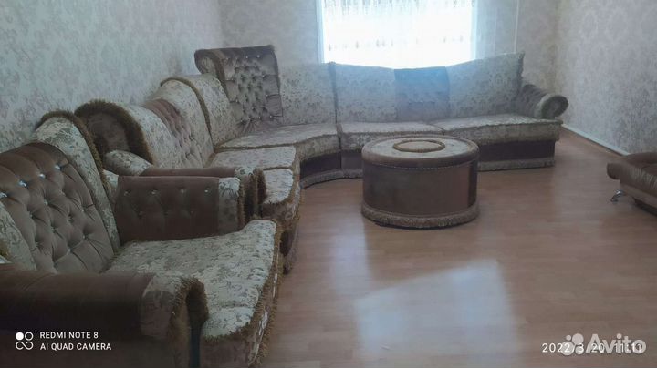 Большой угловой диван бу